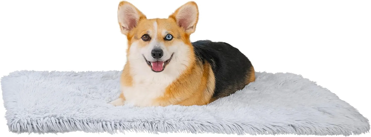Best Friends by Sheri Calming Shag Dog Blanket  Ultra Soft Faux Fur Pet Throw, Anxiety-Relief, Lightweight Warm Bed Cover for Dogs and Cats, Machine Washable, Frost Gray, 30" x 40"