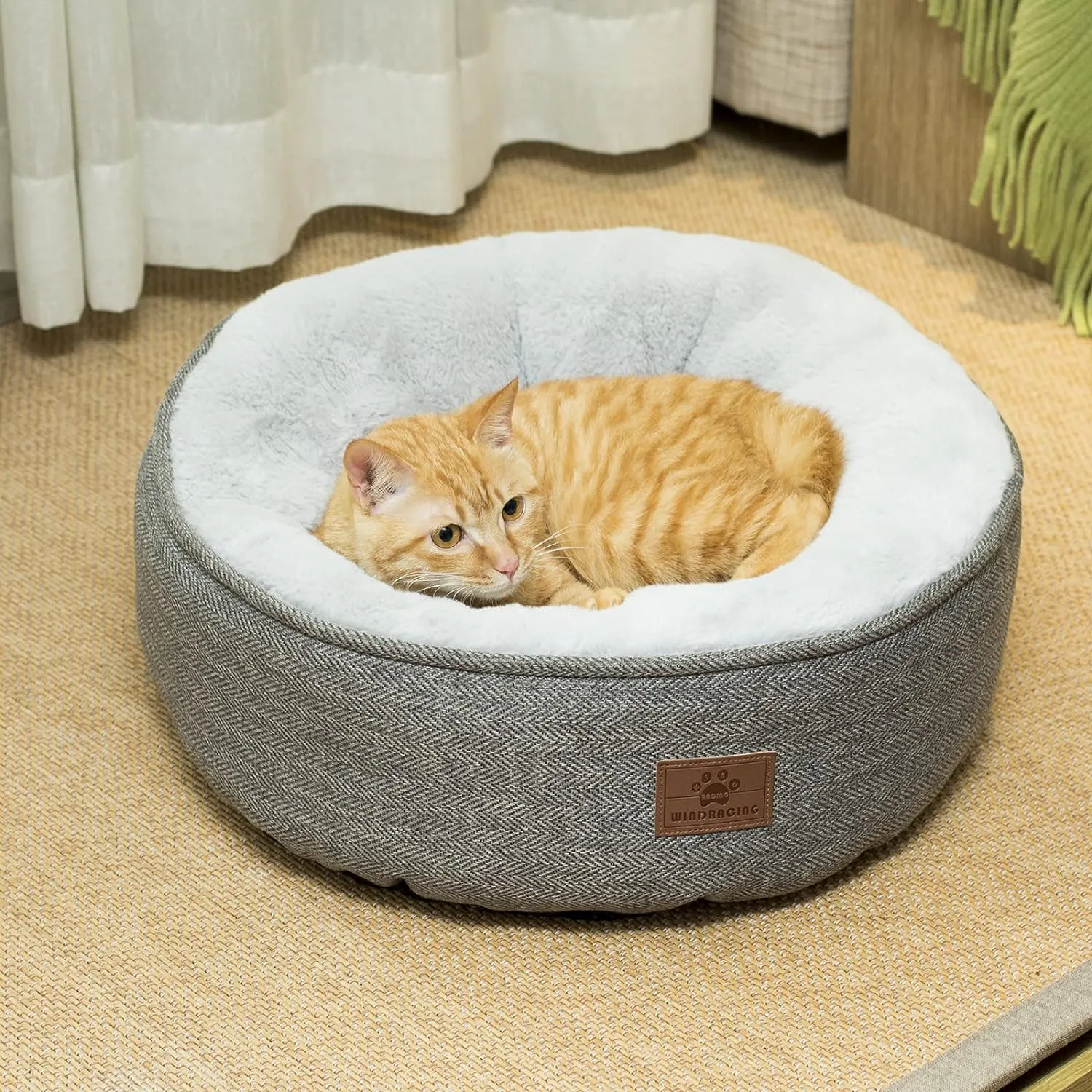 Cat Beds for Indoor Cats,Kitten Bed,Dog Bed for Extra Small Dogs Breeds,Puppy Kennel Bed, Comfy Durable Pet Sleeping Bed, Washable Roun Cat Bed & Non-Slip Bottom, Size 18"L x 18"W x 6.5"Th