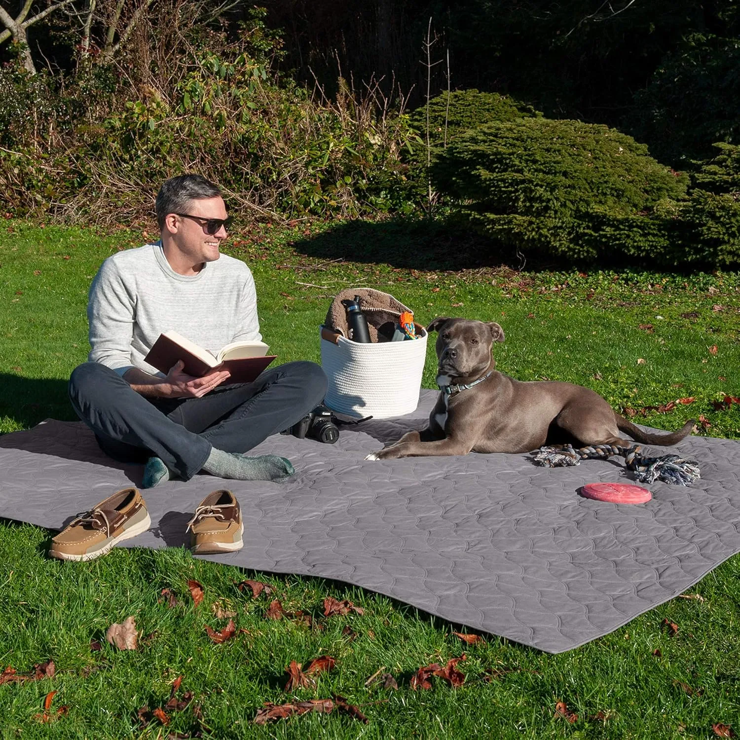 Furhaven Waterproof & Non-Slip King Size Mattress Cover Protector for Dogs & Cats, Washable, For Beds, Couches, & Car Seats - Quilted Twill Blanket Mattress Cover - Gray, Jumbo/King Size