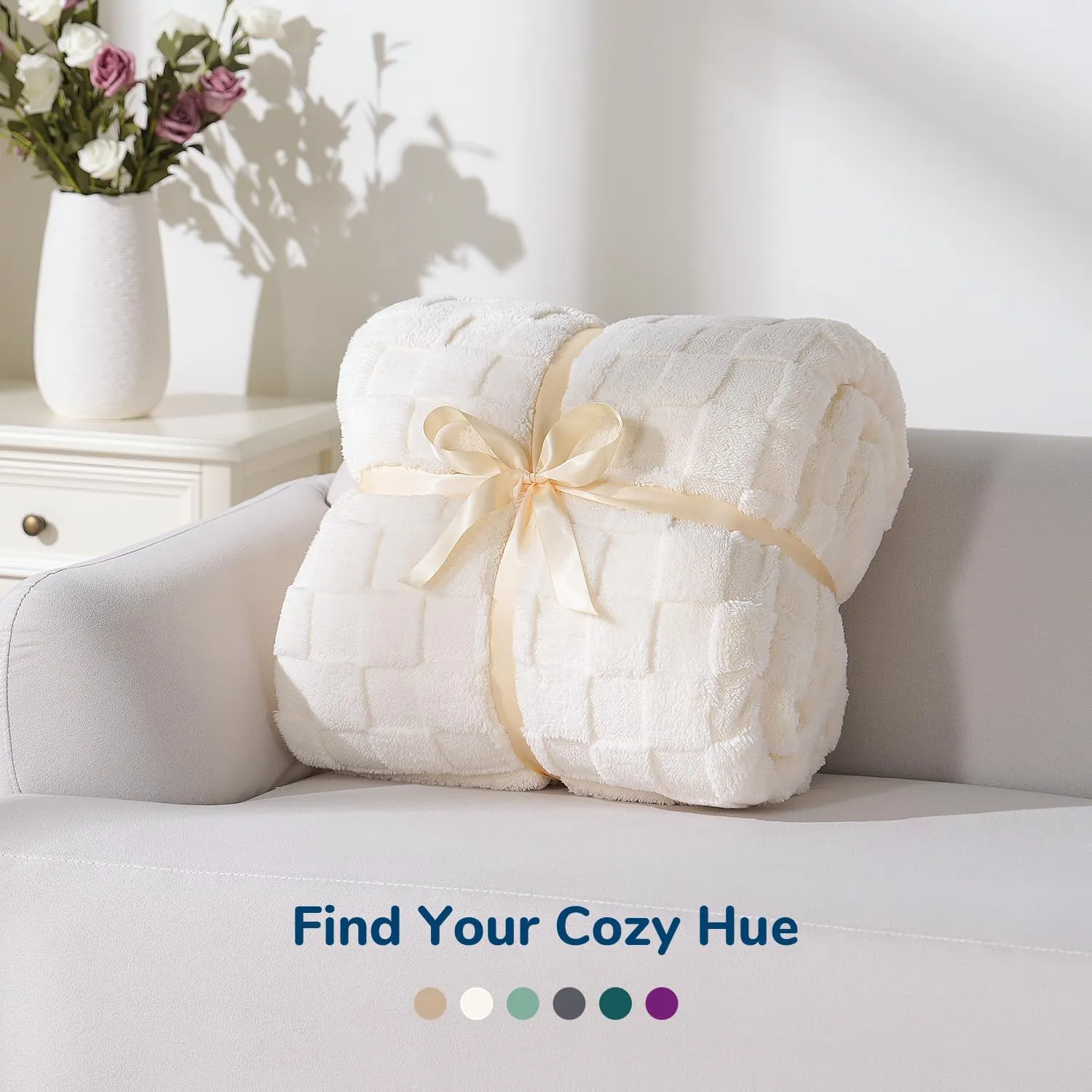 Sherpa Throw Blanket for Couch Bed, Soft Throw Blanket for Women, Cozy Fuzzy Fleece Checkered Blanket, Lightweight All-Season Throw, for Home, Cream White, 50x60 Inches