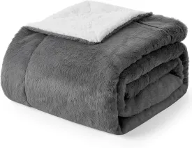 Waterproof Pet Blanket, Soft Faux Fur Dog Blanket for Woman Sofa Bed Couch Protector, Liquid Pee Proof Throw for Large Dog or Cat, Reversible Washable, Double Sided, 50x60 in, Grey